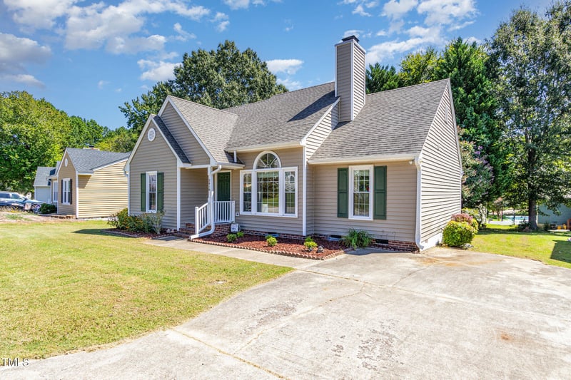 2416 Pepperfield Dr, Raleigh, NC 27604