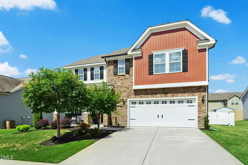 2416 Rainy Lake St, Wake Forest, NC 27587