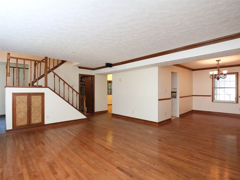 2416 Village Grove Rd, Raleigh, NC 27613