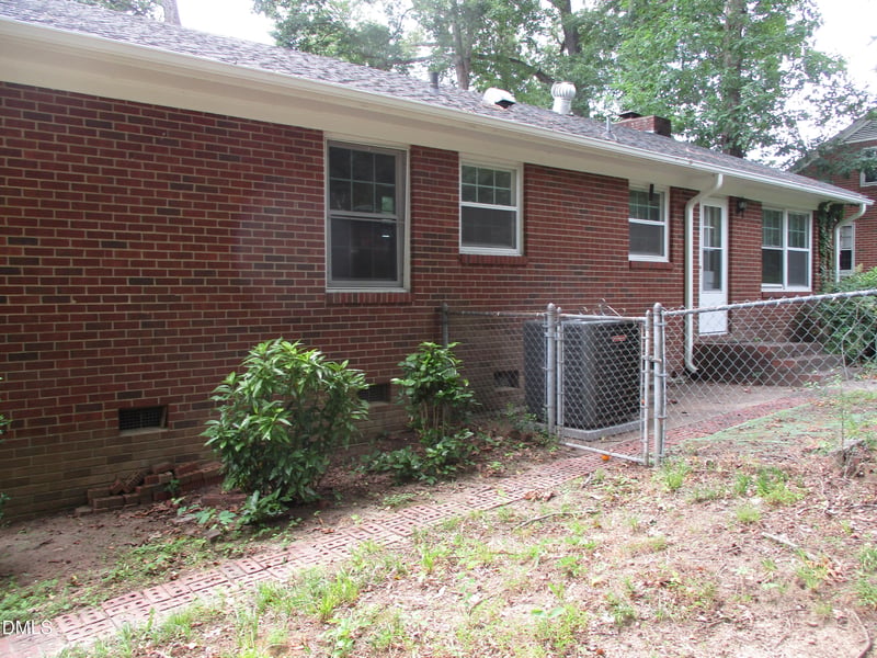 2417 Bertie Dr, Raleigh, NC 27610
