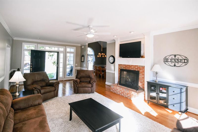 2417 Flints Pond Cir, Apex, NC 27523