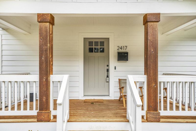 2417 Kennington Rd, Raleigh, NC 27610