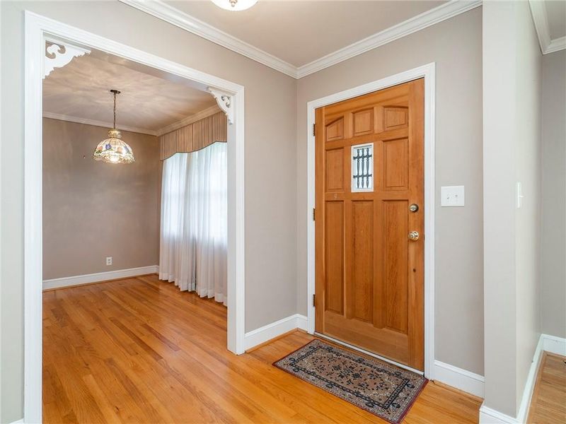 2417 Lacy St, Burlington, NC 27215