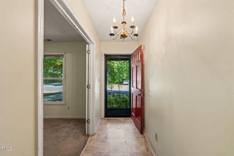 2417 Lawrence Dr, Raleigh, NC 27603