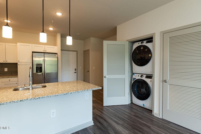 2418 Gathering Square Ct, Fuquay Varina, NC 27526