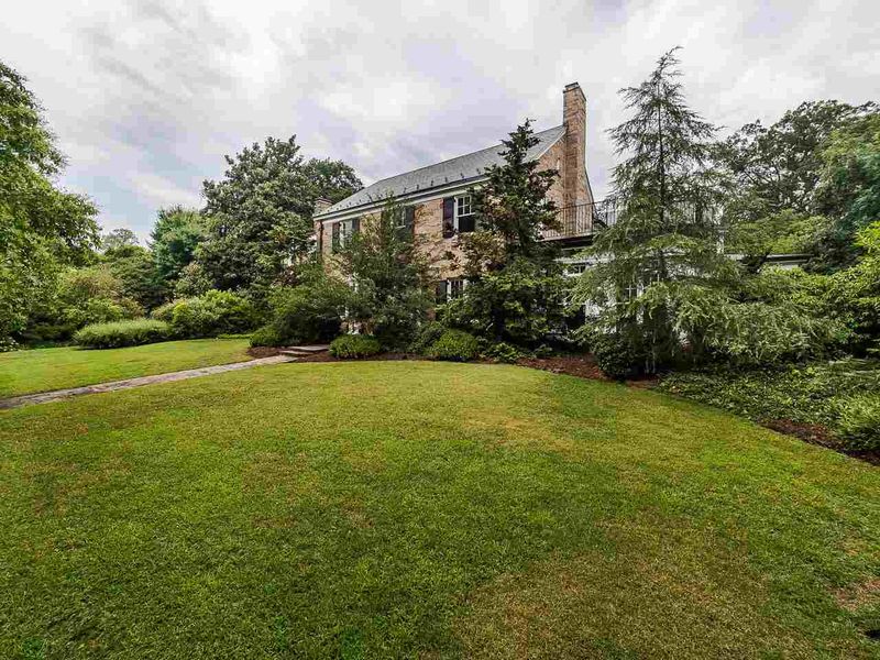 2419 Anderson Dr, Raleigh, NC 27608