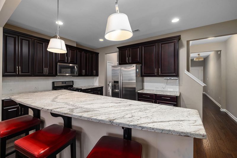 2419 Baslow Dr, Apex, NC 27539