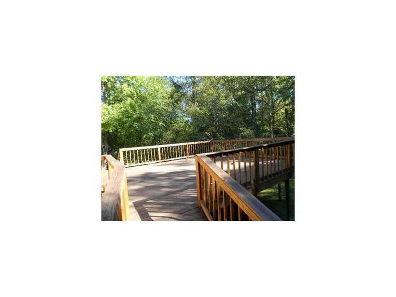 2419 Hillford Dr, Burlington, NC 27217