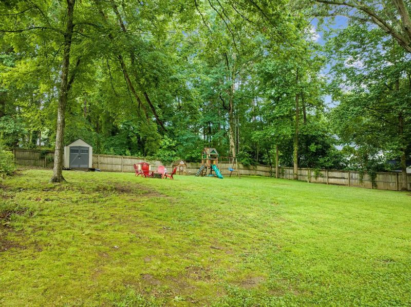 2419 Hinton St, Raleigh, NC 27612