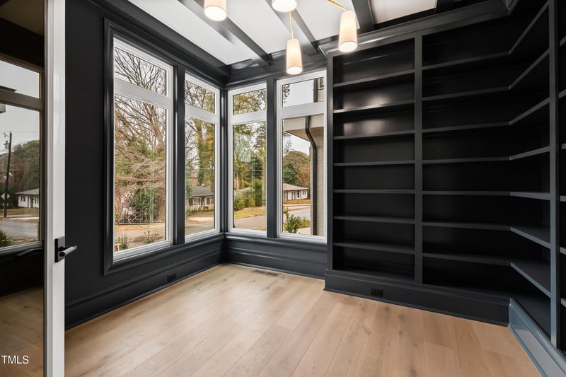 2419 Mayview Rd, Raleigh, NC 27607