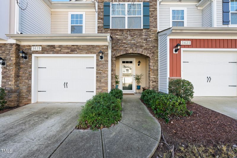 2419 Memory Ridge Dr, Raleigh, NC 27606
