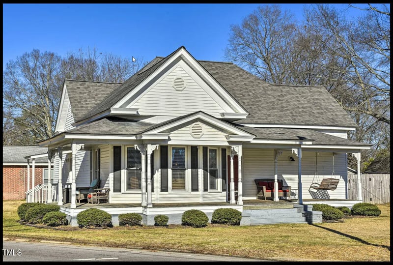 242 Academy St, Wendell, NC 27591