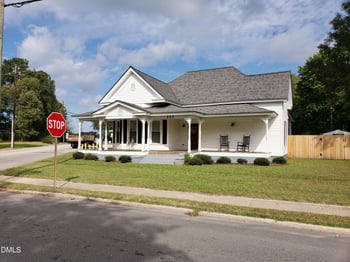 242 Academy St, Wendell, NC 27591