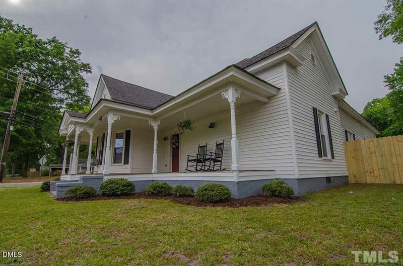 242 Academy St, Wendell, NC 27591