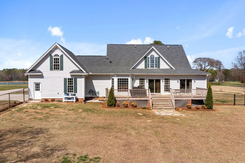 242 Carlyle Rd, Zebulon, NC 27597