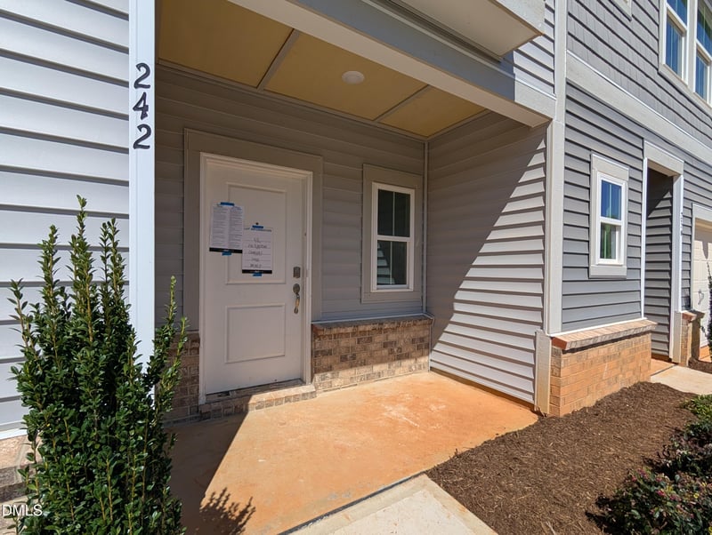 242 Flagstone Way, Smithfield, NC 27577
