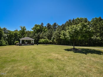 242 Hales Wood Rd, Chapel Hill, NC 27517
