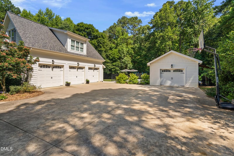 242 Henrys Ridge Rd, Pittsboro, NC 27312