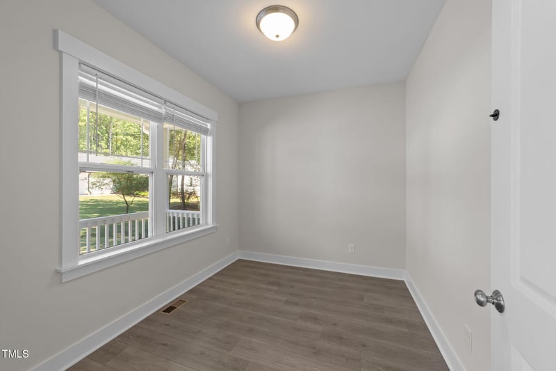 242 Highclere Ln, Selma, NC 27576
