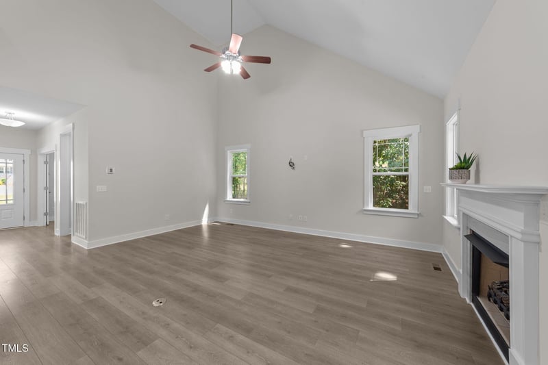 242 Highclere Ln, Selma, NC 27576