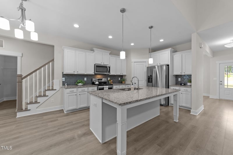 242 Highclere Ln, Selma, NC 27576