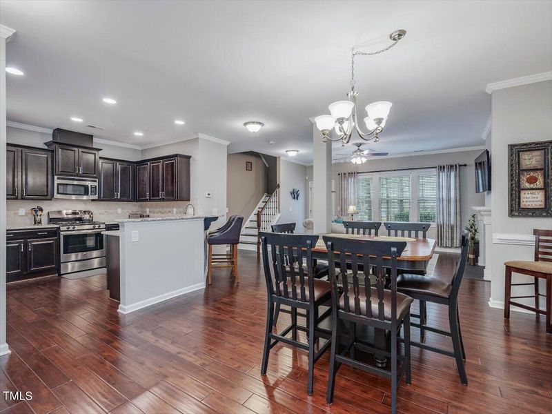 242 Kylemore Cir, Cary, NC 27513