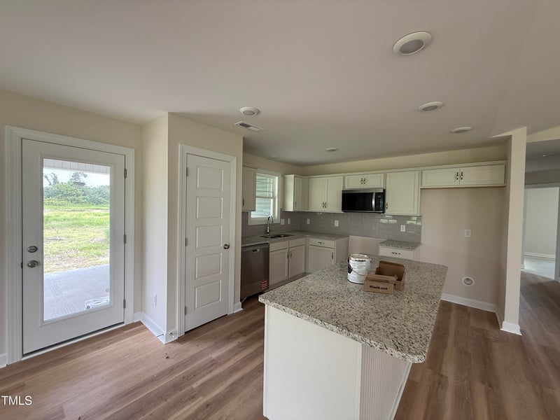 242 Maxwell Farm Ln, Selma, NC 27576