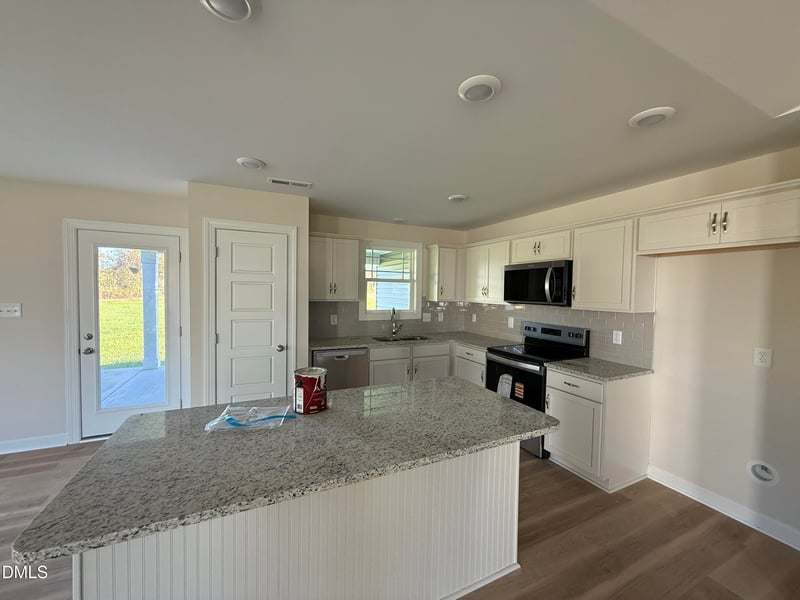 242 Maxwell Farm Ln, Selma, NC 27576