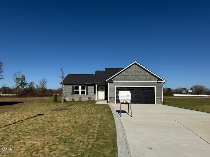 242 Maxwell Farm Ln, Selma, NC 27576