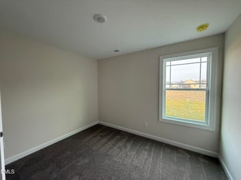 242 Maxwell Farm Ln, Selma, NC 27576