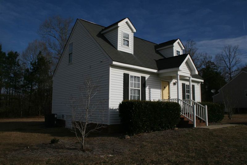 242 Morgan Pw, Zebulon, NC 27597