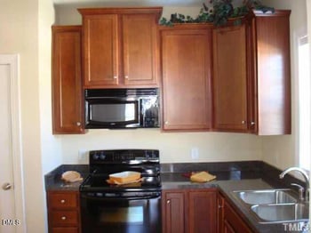 242 Sugar Maple Ave, Wake Forest, NC 27587