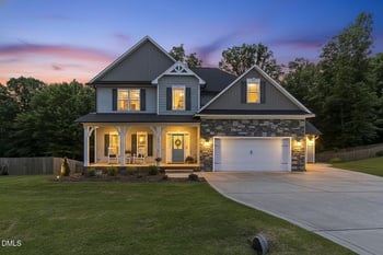242 Summit Overlook Dr, Clayton, NC 27527