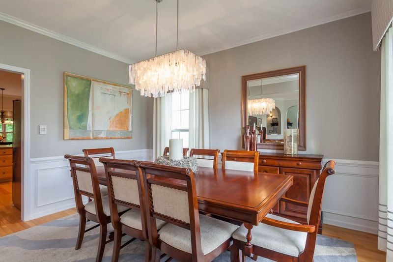 2420 Bryarton Woods Dr, Raleigh, NC 27606