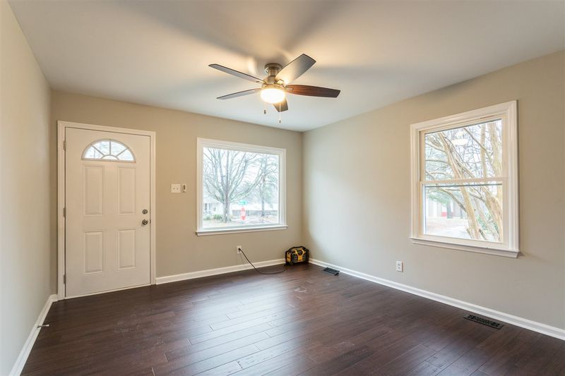 2420 Chapin St, Durham, NC 27707