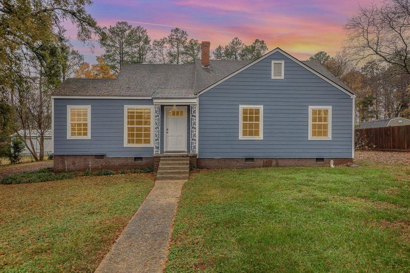 2420 Circle Dr, Wake Forest, NC 27587