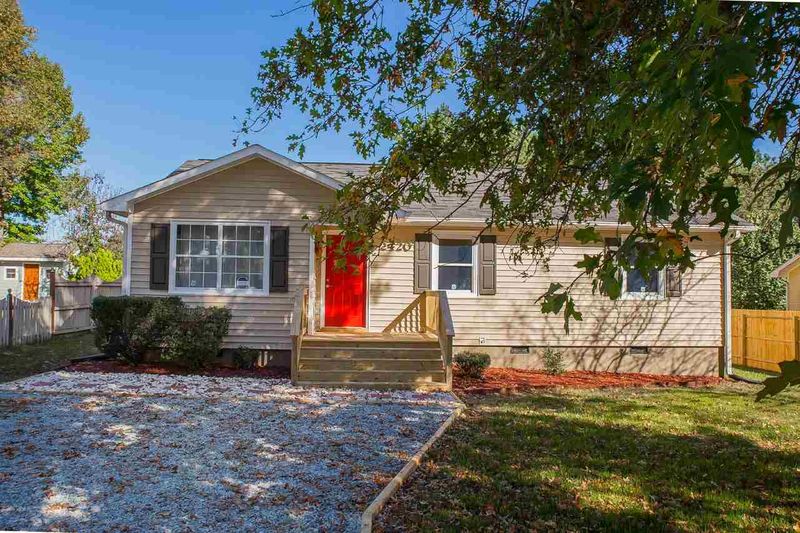 2420 Dearborn Dr, Durham, NC 27704