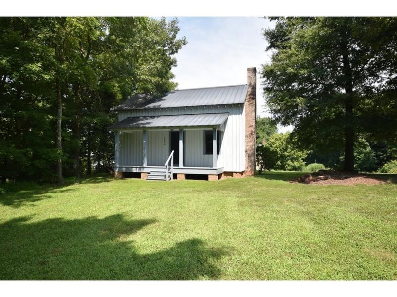 2420 Hodges Rd, Burlington, NC 27217