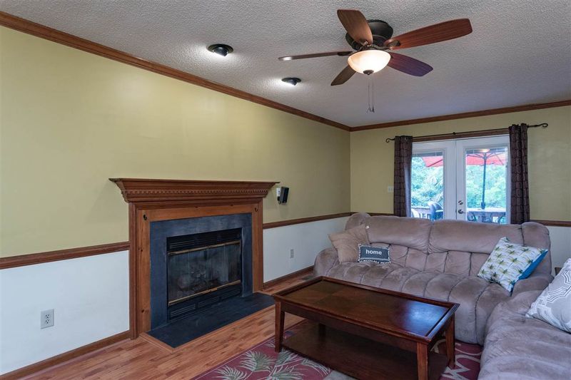 2420 Long And Winding Rd, Raleigh, NC 27603