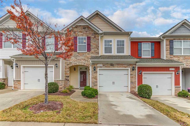 2420 Memory Ridge Dr, Raleigh, NC 27606