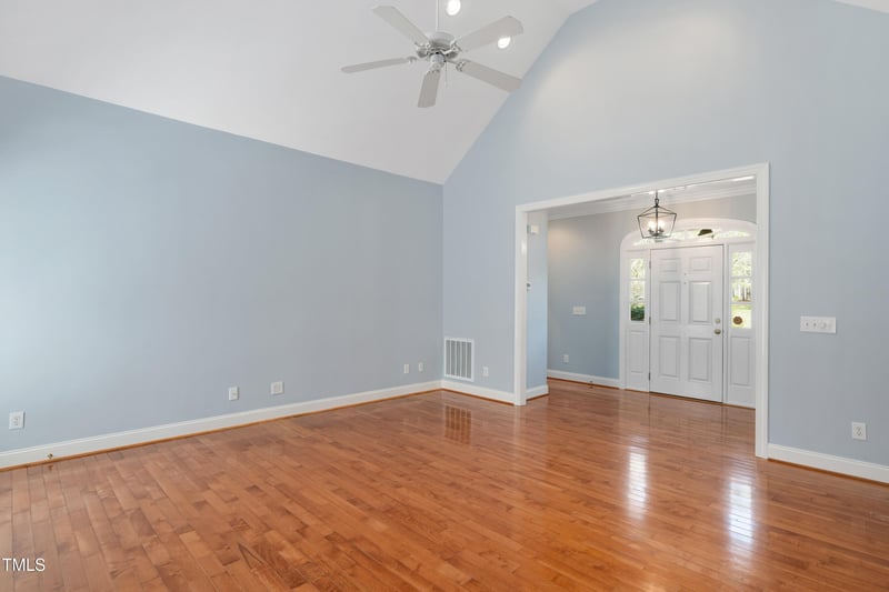 2420 Mollynick Ln, Wake Forest, NC 27587