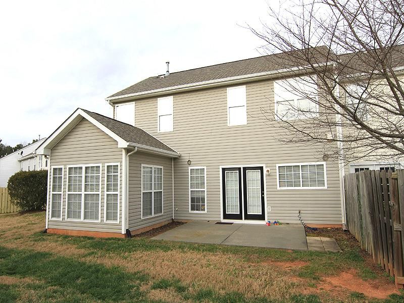 2420 Morgause Dr, Raleigh, NC 27614