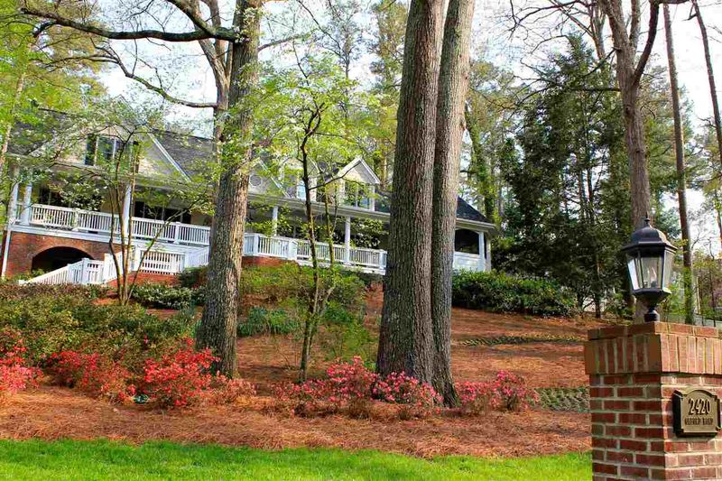 2420 Oxford Rd, Raleigh, NC 27608