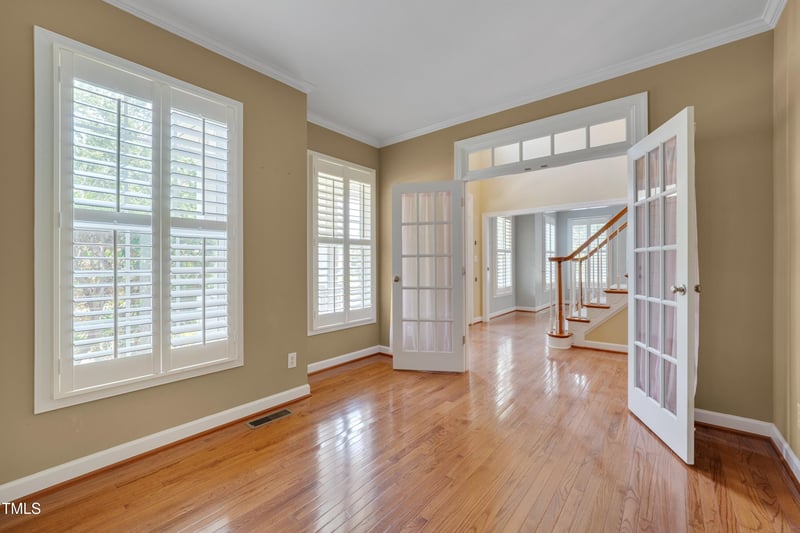 2420 Rogerson St, Raleigh, NC 27614