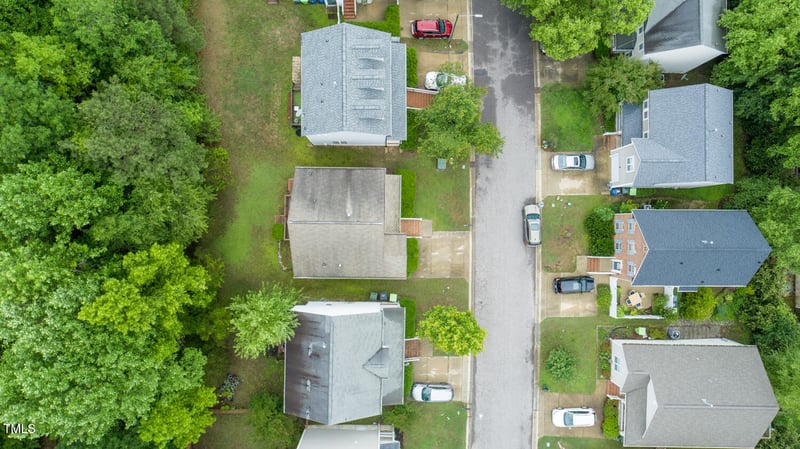 2420 Sapphire Valley Dr, Raleigh, NC 27604