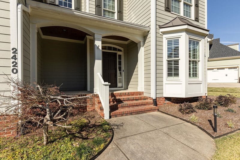 2420 Thurrock Dr, Apex, NC 27539
