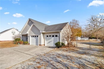 2421 Cleveland Ave, Fayetteville, NC 28312