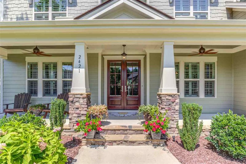 2421 Sterling Crest Dr, Wake Forest, NC 27587