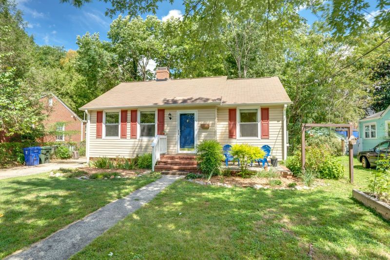 2422 Acadia St, Durham, NC 27704