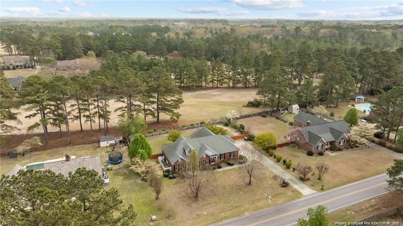 2423 Cypress Lakes Rd, Hope Mills, NC 28348
